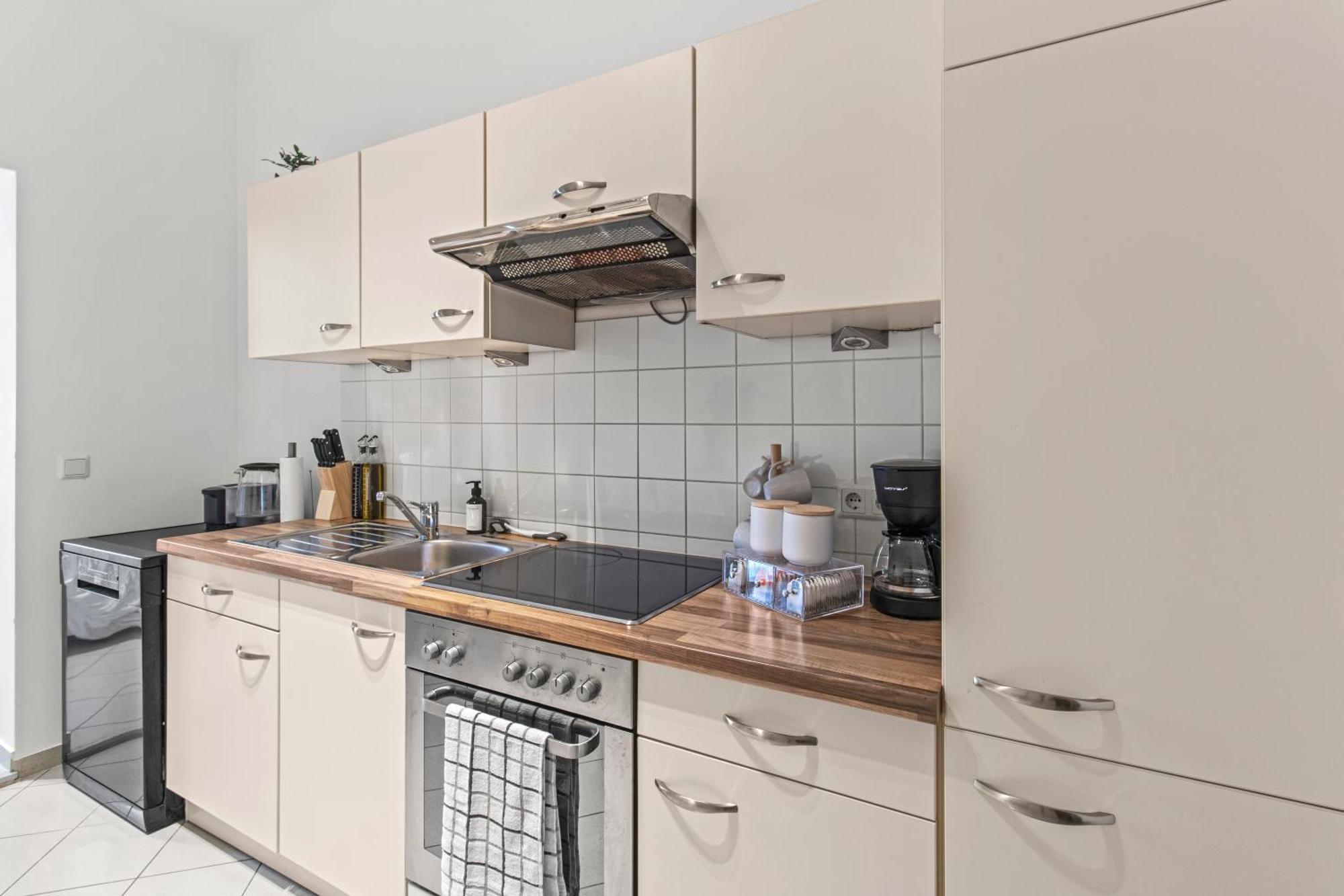 Stylish Apartment, 4 Min To U3 Zipperer Strasse Apartment Wien
